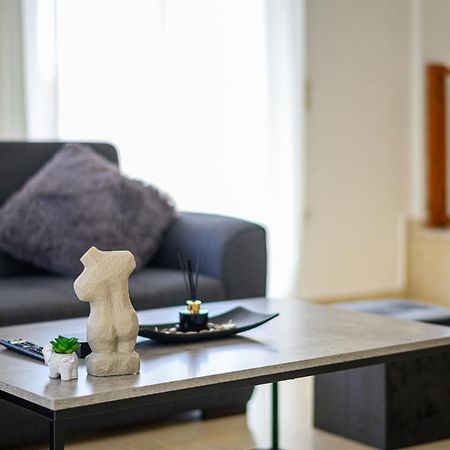 Oliva Apartment 卡拉马塔 外观 照片