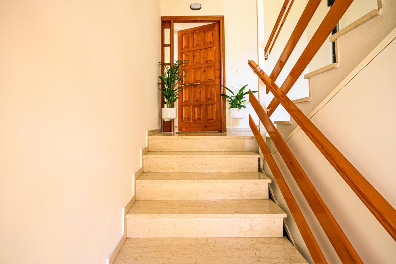 Oliva Apartment 卡拉马塔 外观 照片